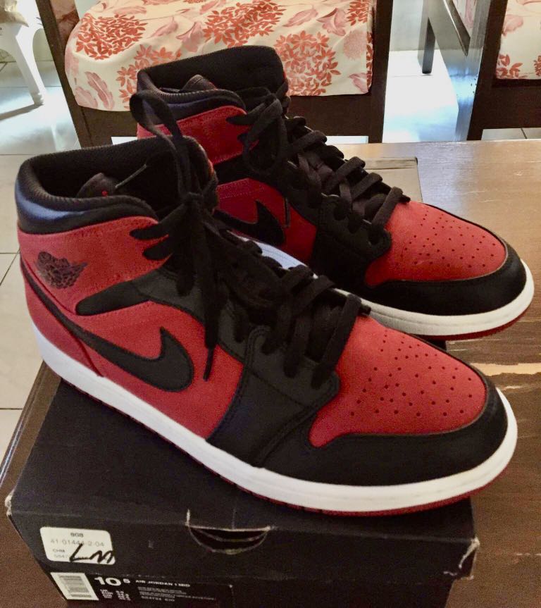 Nike Air Jordan 1 Breds, Men's Fashion, Footwear, Sneakers on Carousell