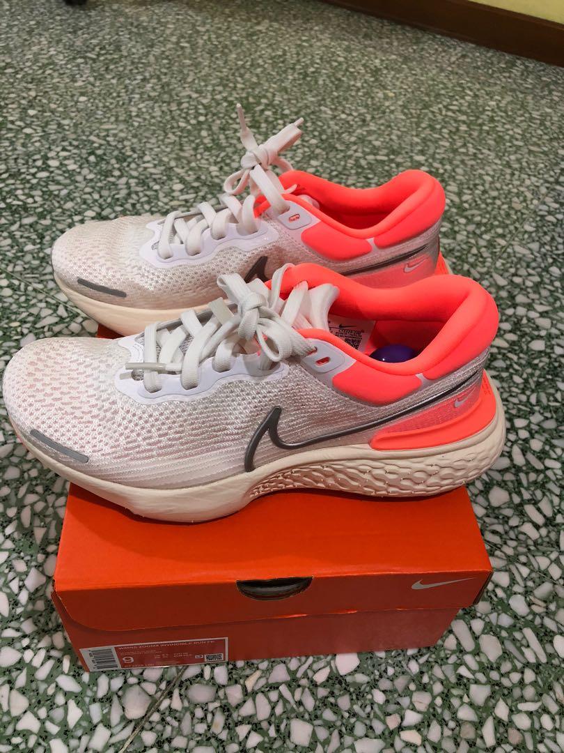 Nike ZoomX Invincible Run Flyknit (Women) US 9, Women's Fashion, Shoes, Sneakers on Carousell