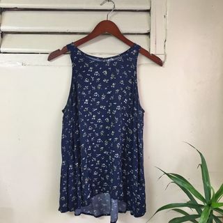 (Category: ) located in . Submitted by hobbie (Listing ID 1078206205, Image 1). Description: .