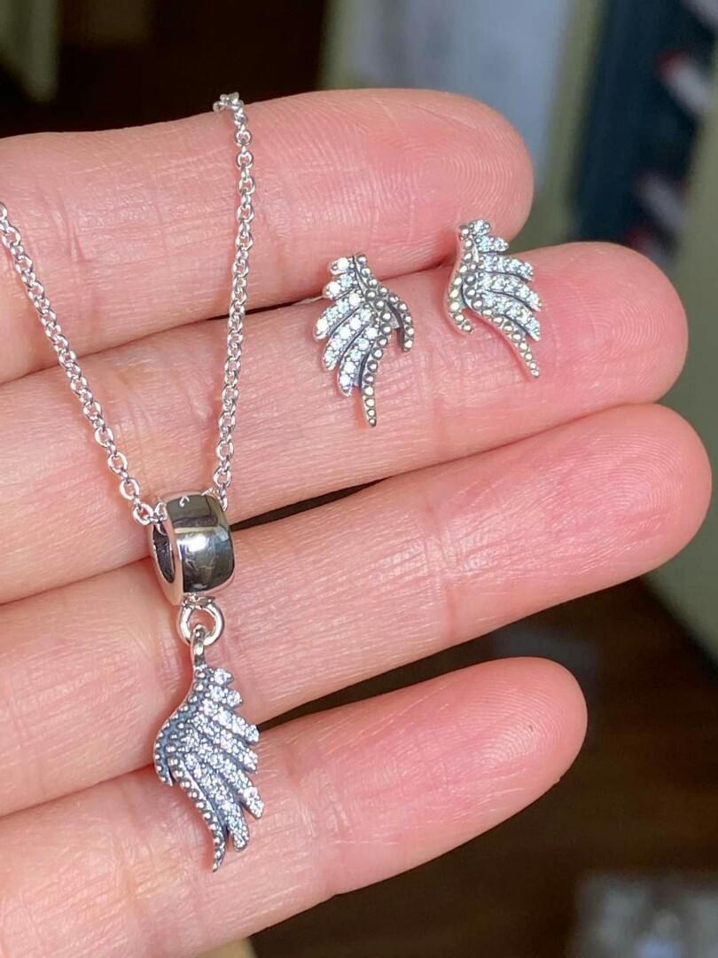 Pandora feather sales necklace and chain
