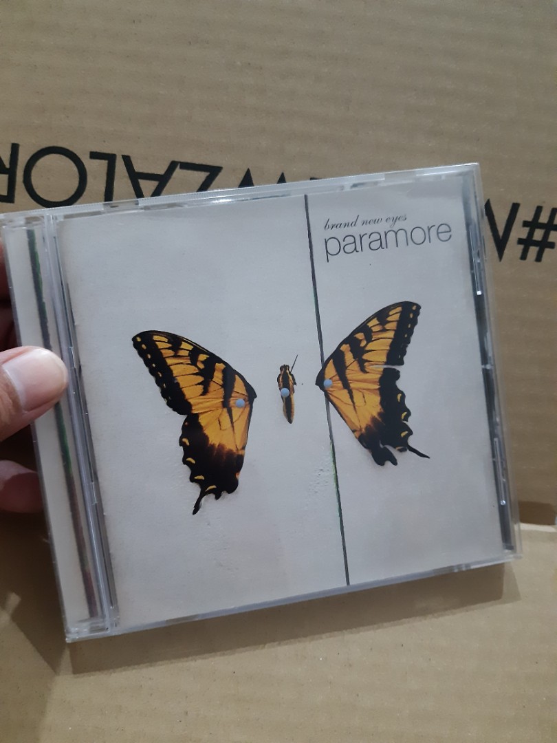 Paramore -Brand New Eyes CD, Hobbies & Toys, Music & Media, CDs & DVDs on  Carousell