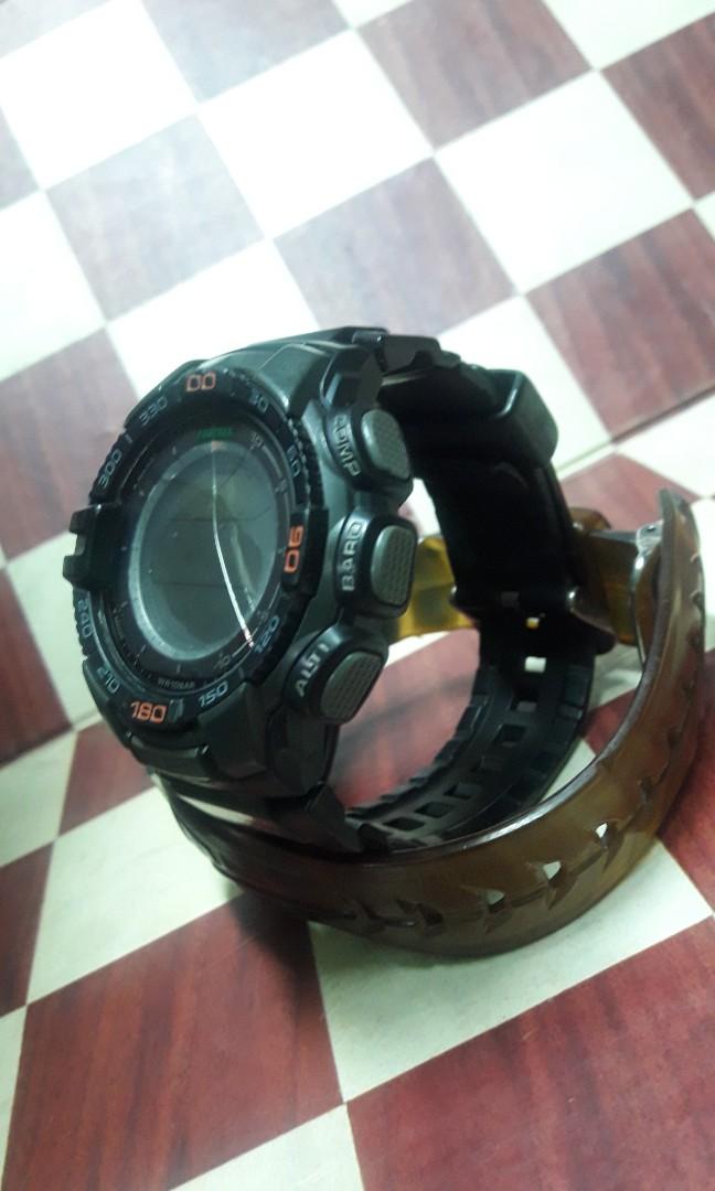 Pro trek prg 270 solar (Category: Men's Watches) located in Caloocan City. Submitted by thegreat. (Listing ID 122061752, Image 2). Description: damaged not working.