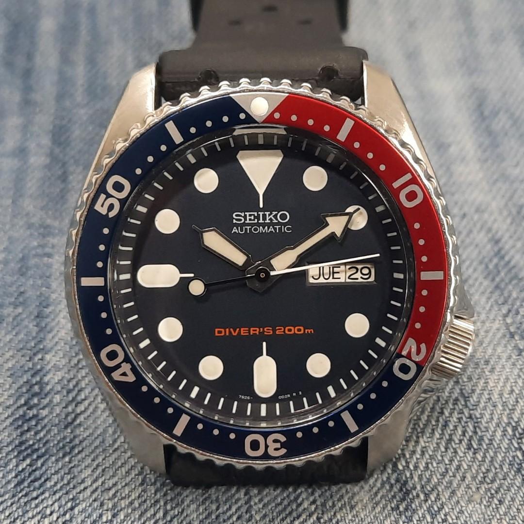 Seiko SKX009K 7S26-0020 Diver's 200 Meters Automatic Watch, Men's Fashion,  Watches & Accessories, Watches on Carousell