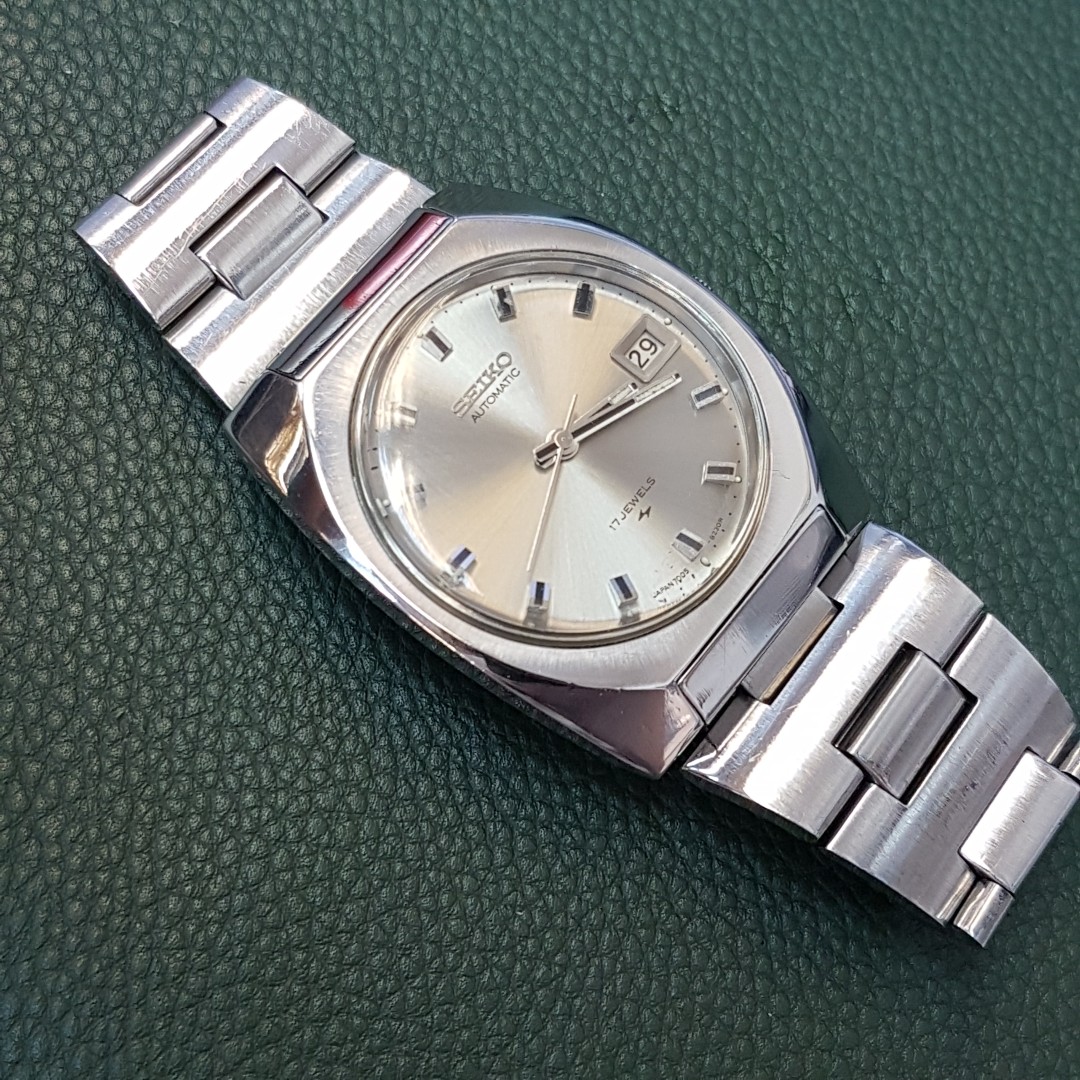 Seiko Steel Japan 7005 Movement Watch, Men's Fashion, Watches &  Accessories, Watches on Carousell