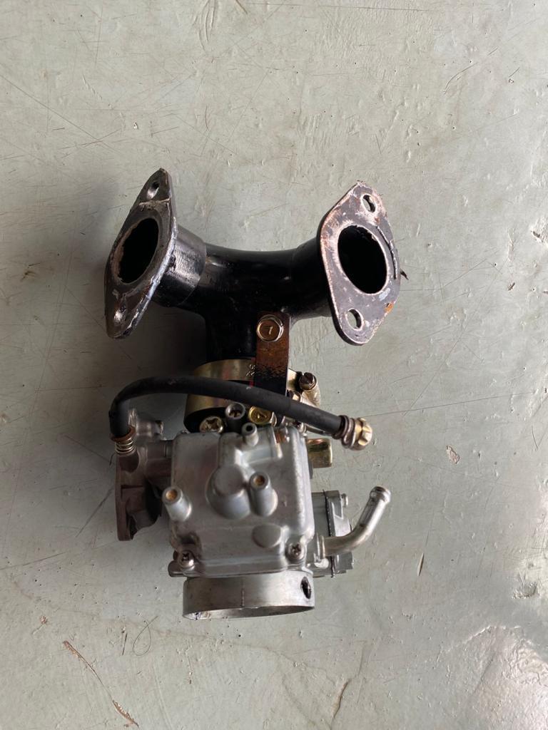 Virago 535 top single carb