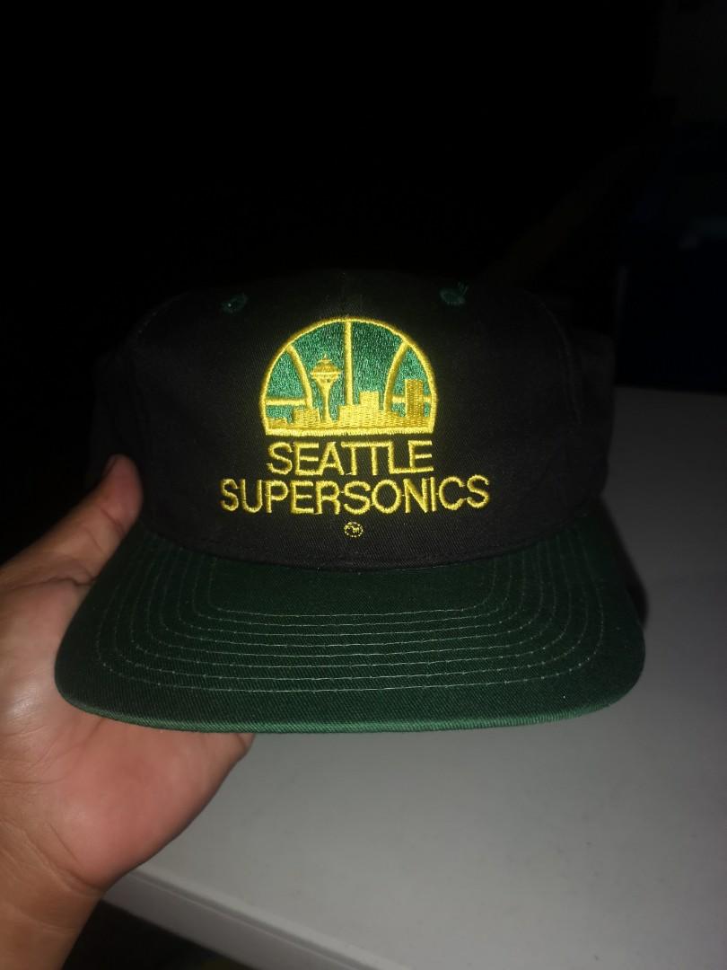 Vintage Cap Seattle Seahawks Annco, Men's Fashion, Watches & Accessories,  Caps & Hats on Carousell