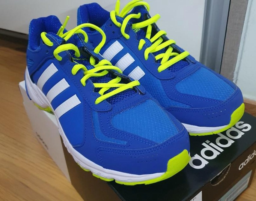 Adidas duramo saf 2025