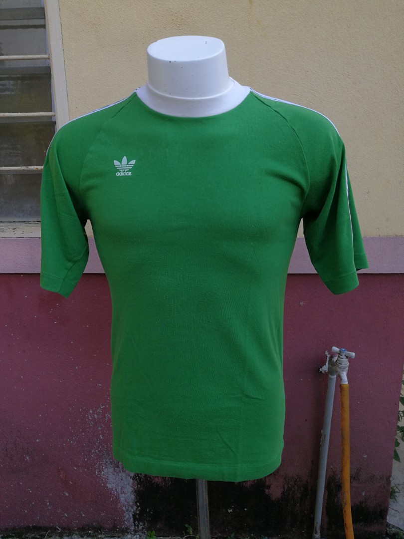 T shirt store adidas vintage femme