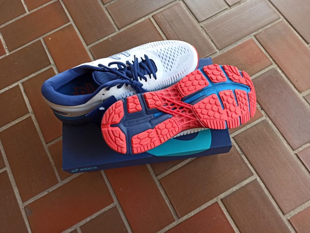 Asics Gel-Kayano 25 (Category: Other Sports Equipment and Supplies) located in Singapore. Submitted by fangyiyang (Listing ID 1072907013, Image 1). Description: Brand new Asics Gel-Kayano 25. Size Men's US8.5 (26.5cm). Box can be included upon request. Can meet up in West or Central area..