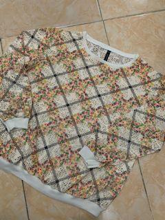 Baju Model Jaring Motif Bunga