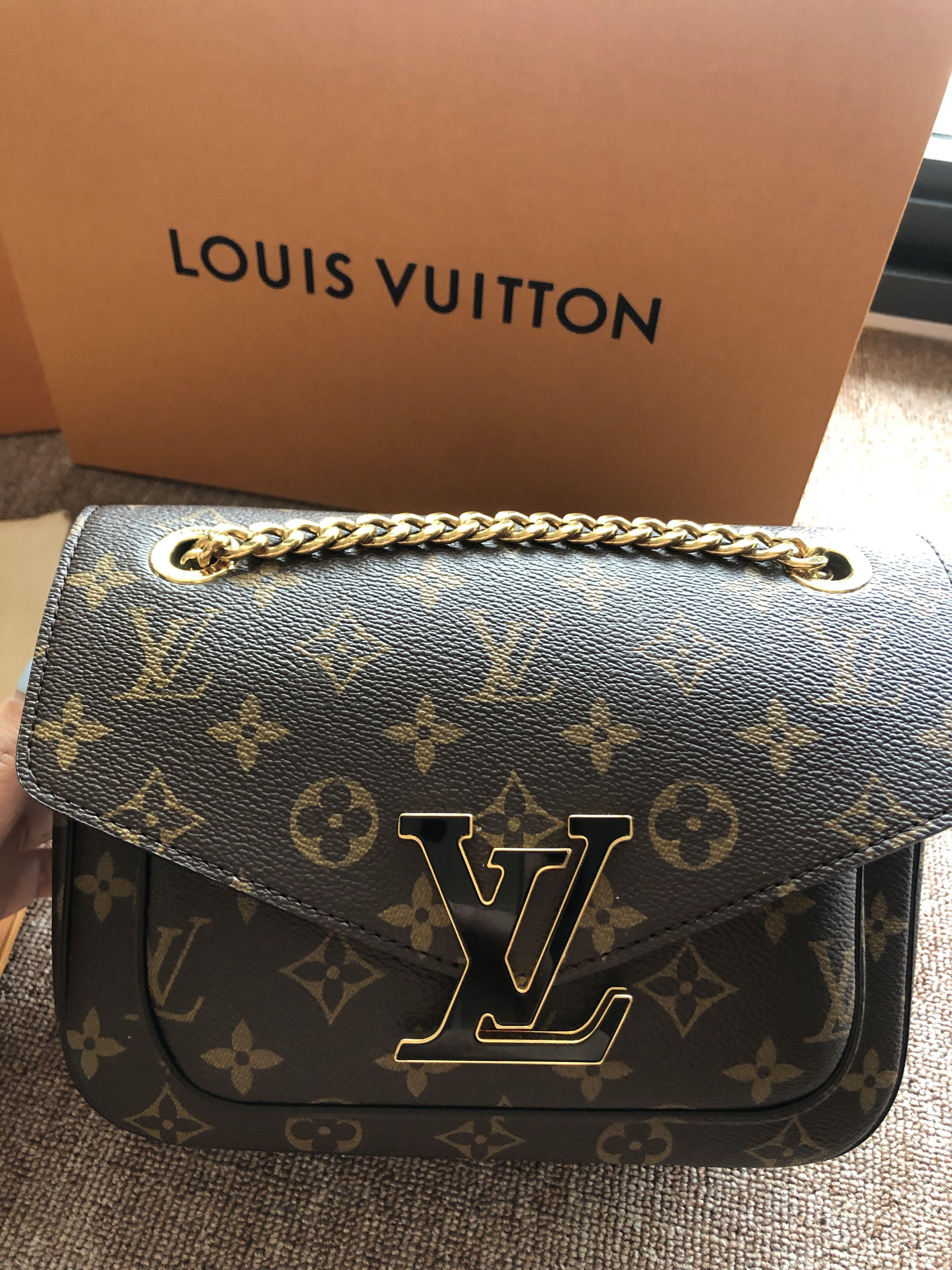 Happy Birthday to me ! Louis Vuitton Passy bag 