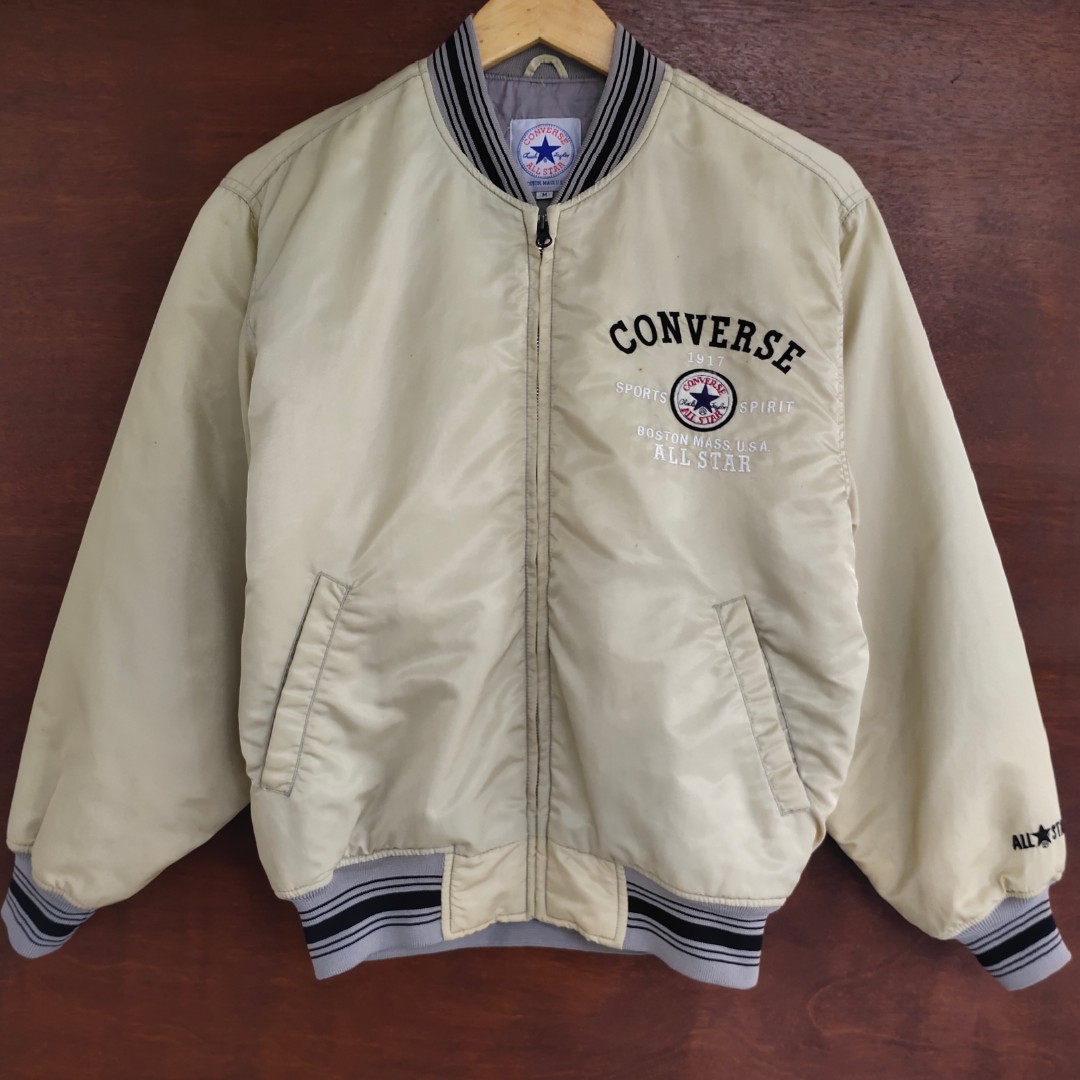 Jaket bomber shop converse original