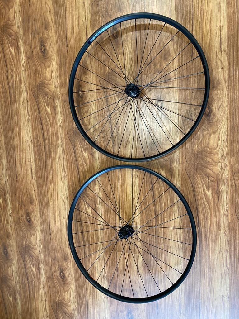 Cannondale Topstone Gravel bike wheelset 700c WTB rims formula hubs