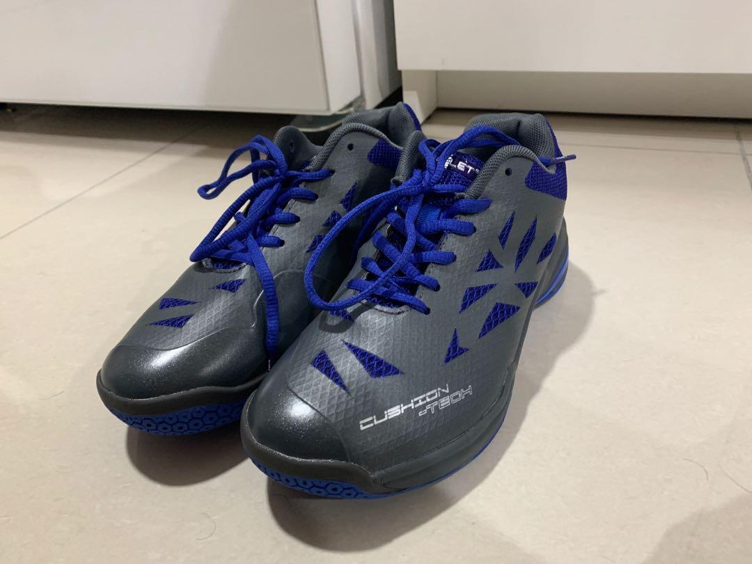 felet badminton shoes
