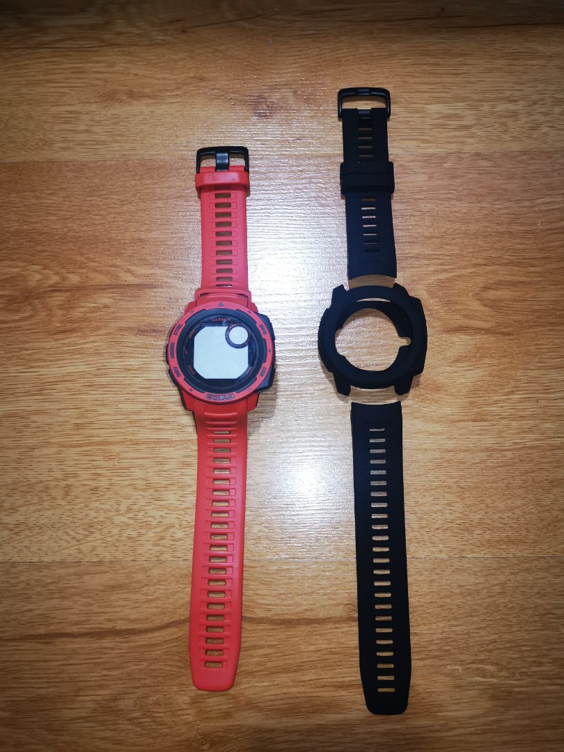 Garmin Instinct Solar Flame Red