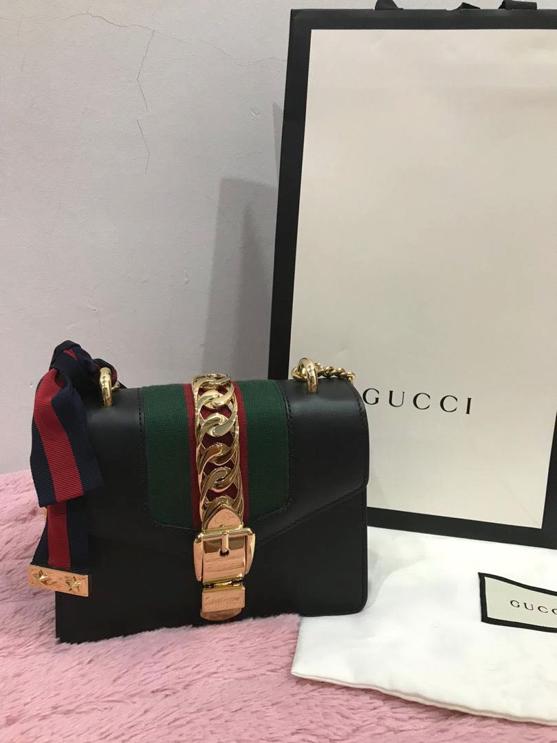Gucci sylvie leather mini chain bag online