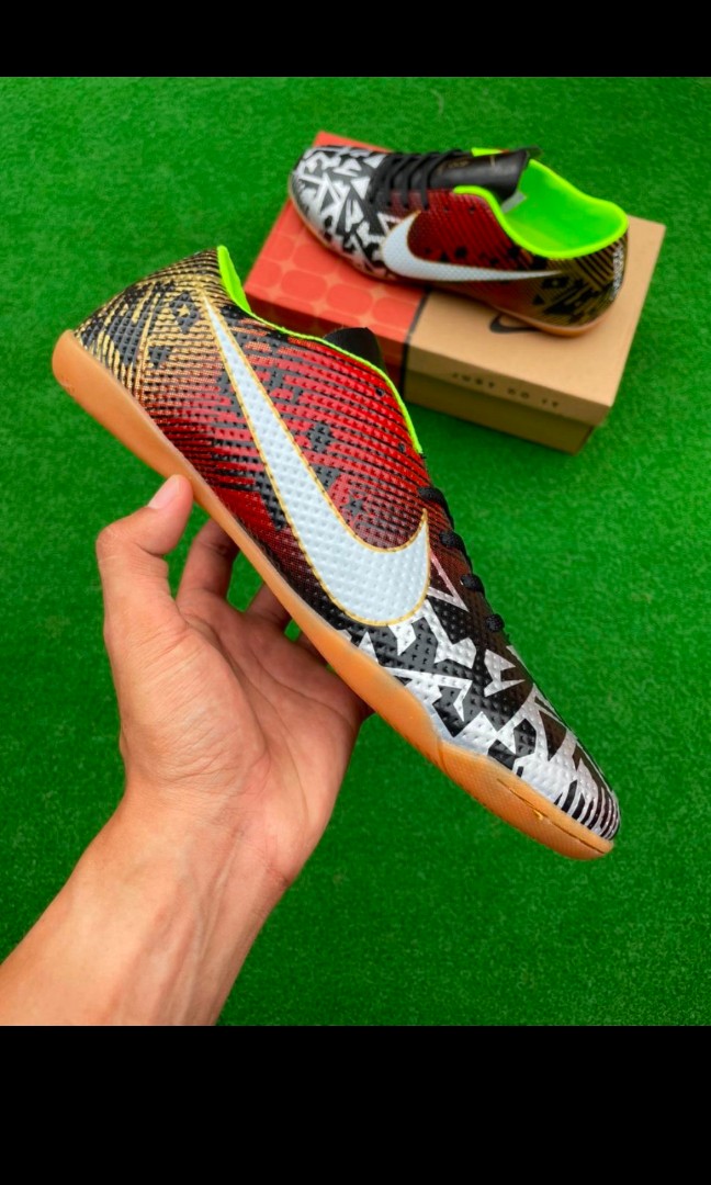 kasut nike futsal