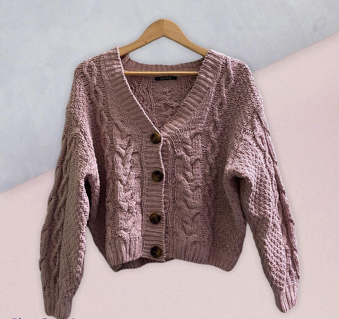 roze Zonder twijfel Haarvaten Knitted Baggy Dusty Rose Cardigan, Women's Fashion, Coats, Jackets and  Outerwear on Carousell