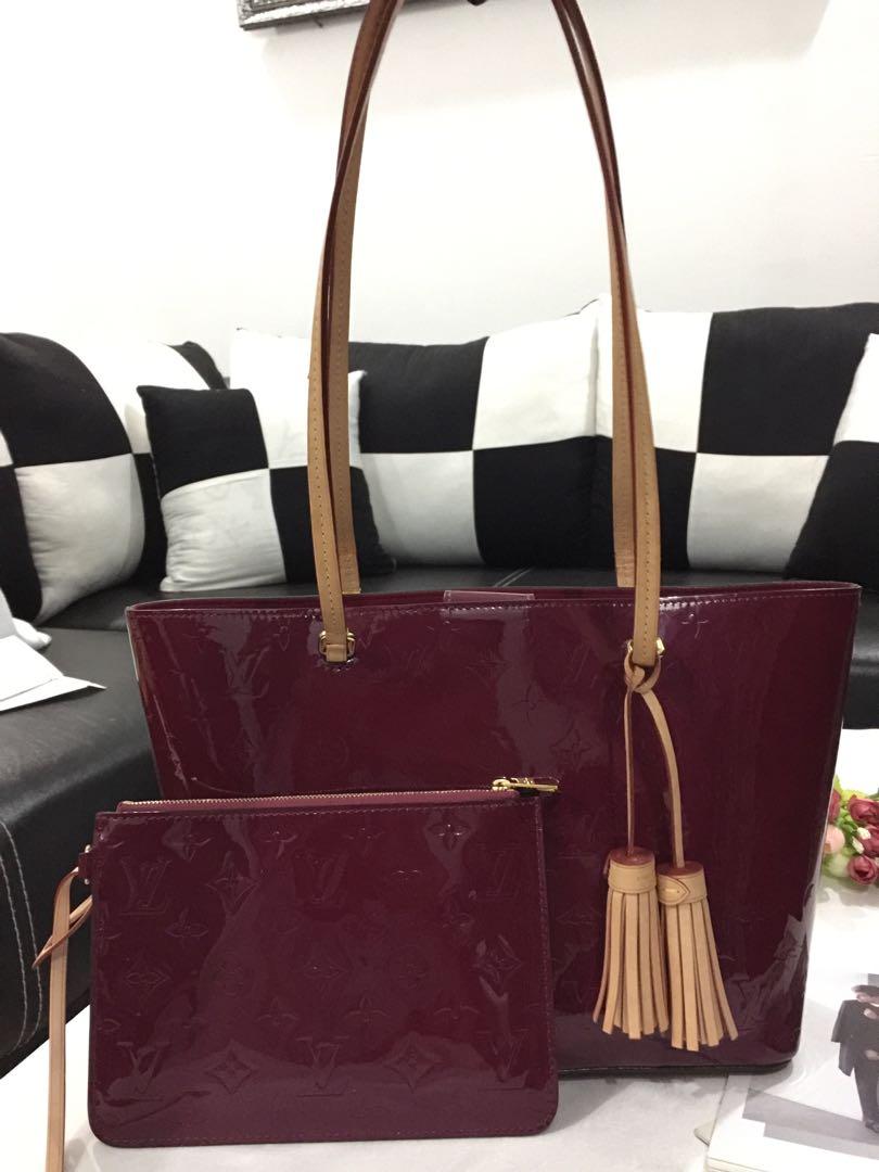 Louis Vuitton Long Beach Pm Mv Barang Mewah Tas Dompet Di Carousell