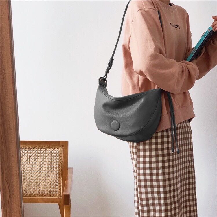 Louver Korean Shoulder Bag, Women's Fashion, Bags & Wallets, Shoulder ...
