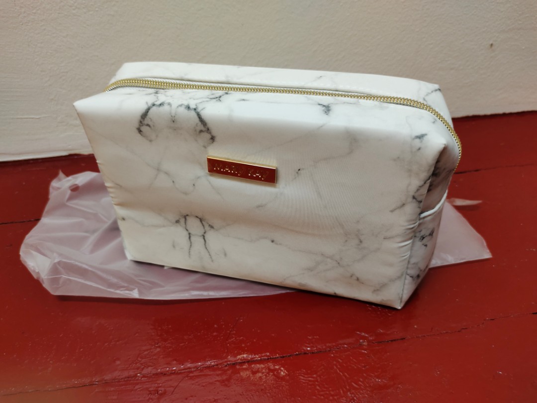 mary kay pouch