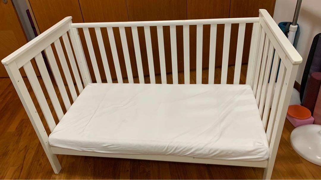 Mothercare Jamestown Cot Bed, Babies & Kids, Baby Nursery & Kids