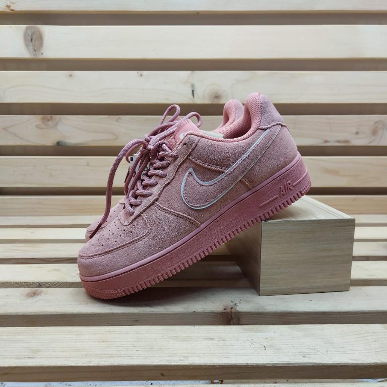 nike air force 1 07 lv8 suede red stardust Fesyen Pria Sepatu Sneakers di Carousell