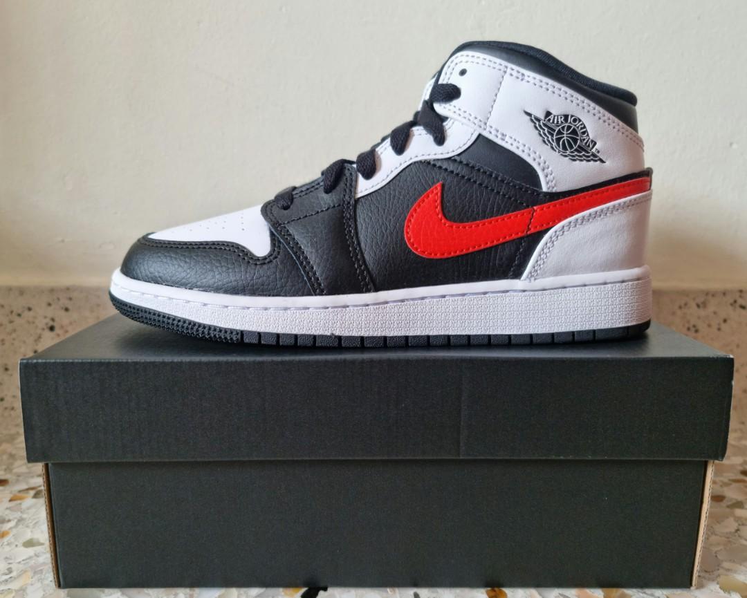 Nike Air Jordan 1 Mid Red Chile GS, Men's Fashion, Footwear, Sneakers