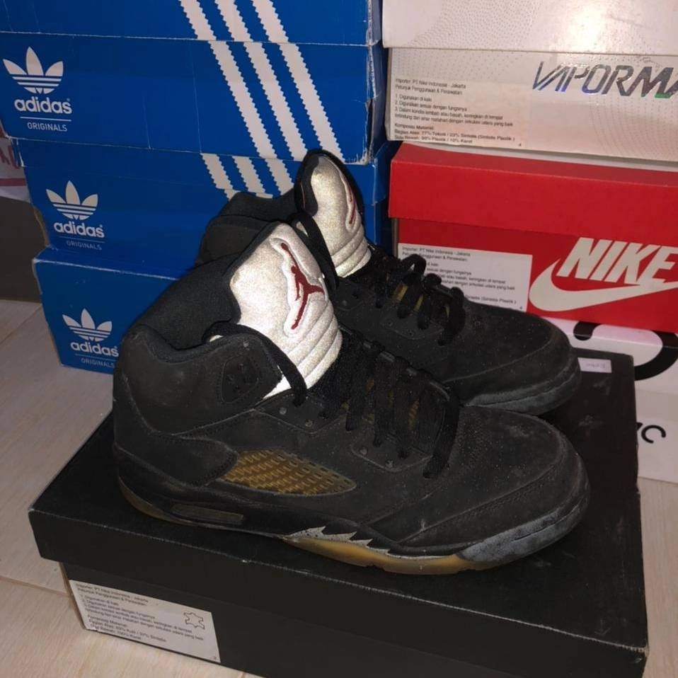 jordan 5 og black
