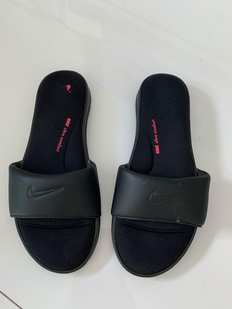 nike soft slippers