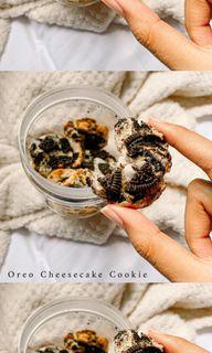 Oreo Cheesecake Cookies