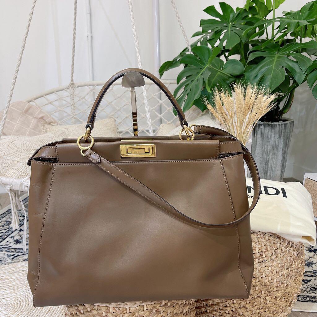 Fendi peekaboo large size hot sale