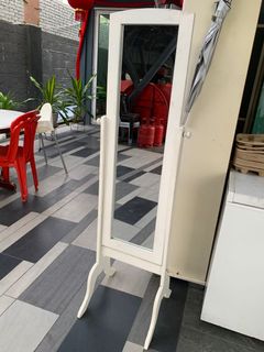 (Category: ) located in . Submitted by chaichoolim (Listing ID 1072859407, Image 1). Description: .