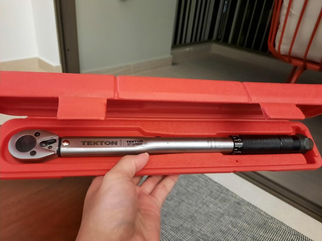 Tekton Torque Wrench Model 24330 10 80 ftlb / 13.6 108.5 Nm