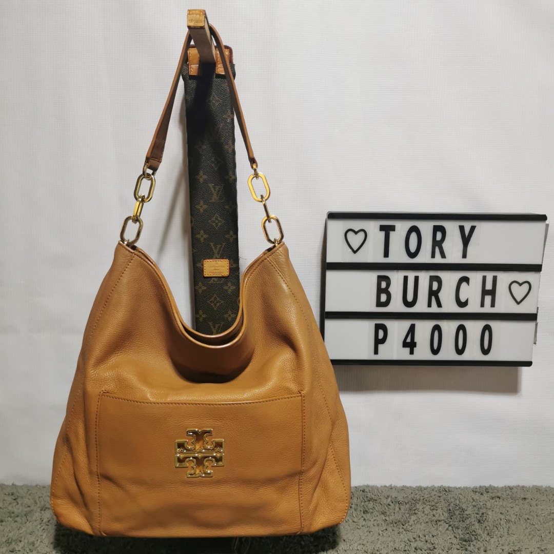 Tory Burch Hobo Bag, Luxury, Bags & Wallets on Carousell
