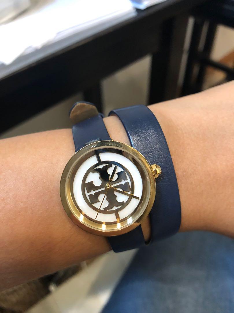 Tory Burch navy blue gold mother of Pearl watch, Mobile Phones & Gadgets,  Wearables & Smart Watches on Carousell