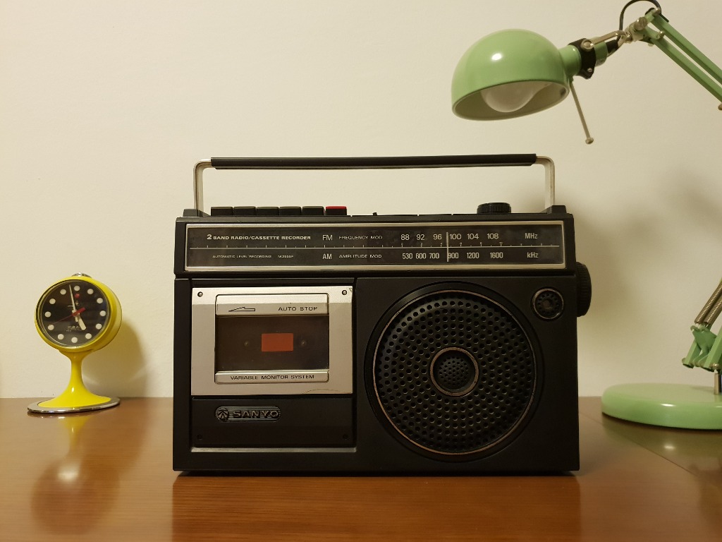 Vintage Sanyo Radio Cassette Recorder, Hobbies & Toys, Memorabilia
