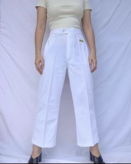 (Category: ) located in . Submitted by preloved_clothes2 (Listing ID 1072892319, Image 1). Description: .
