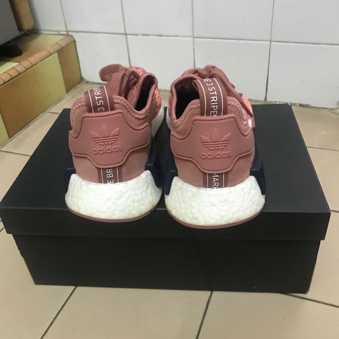 Nmd r1 hot sale raw pink glitch