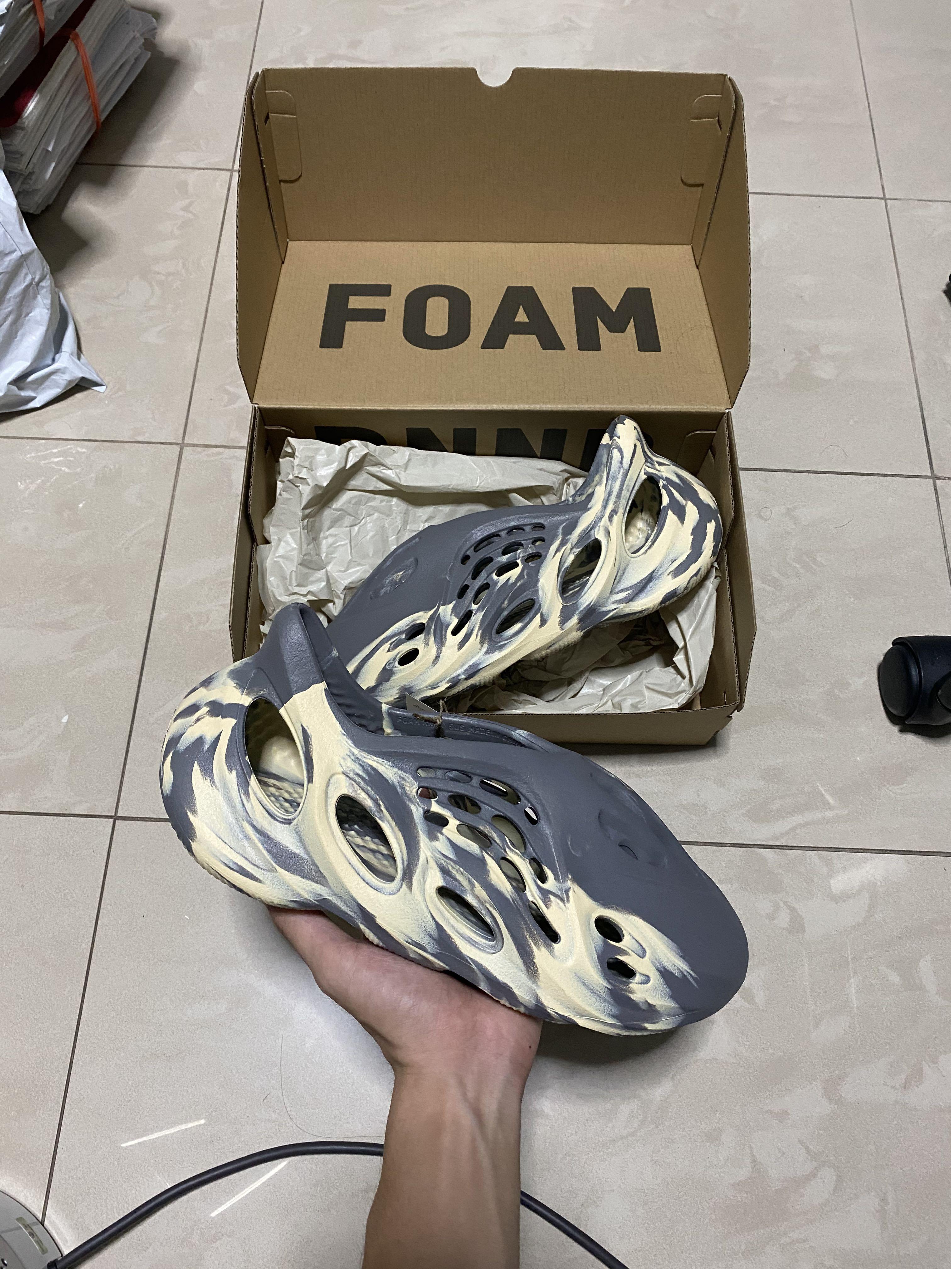 yeezy foam runner mxt