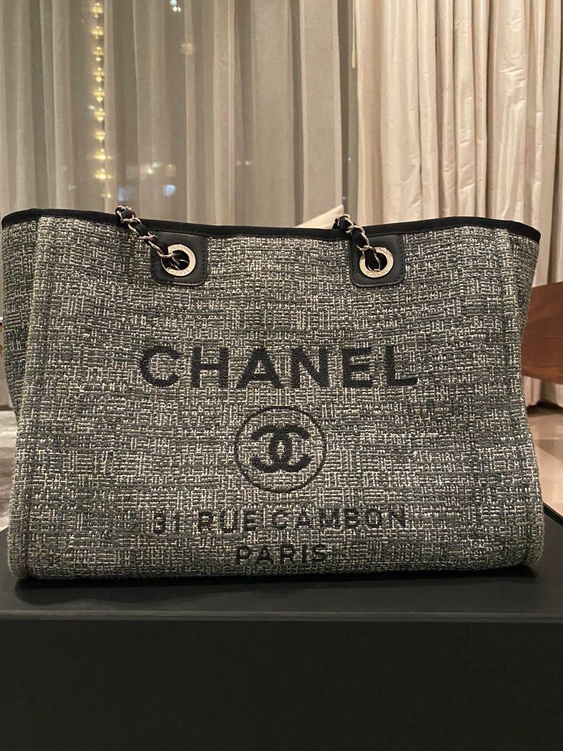 Deauville tweed handbag Chanel Grey in Tweed - 18105373