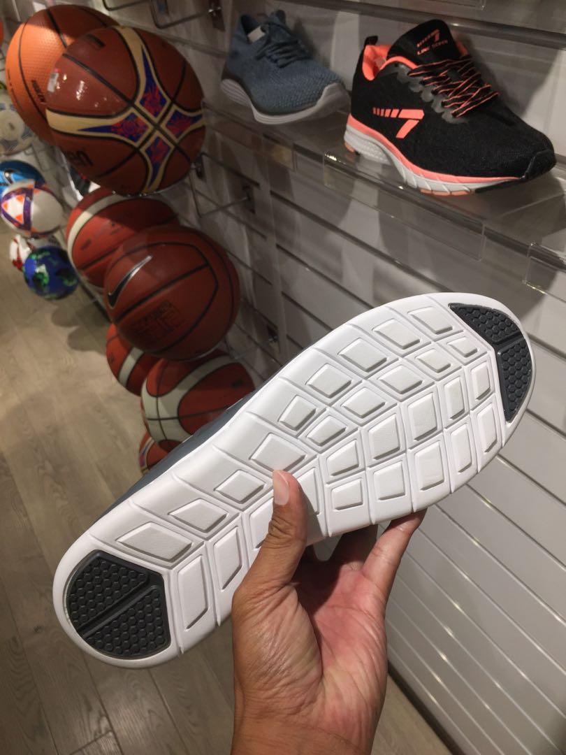 Krono clearance foam shoes