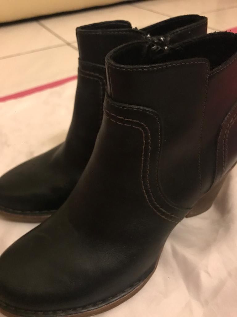 clarks boots ladies