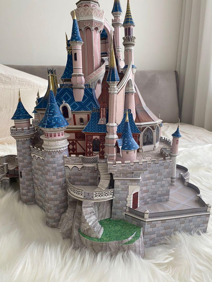Disneyland Paris: Sleeping Beauty Castle Paper Model