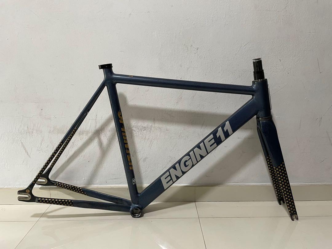 Wts Wtt Engine 11 Sprinter 19 Metal Blue E11 Sports Equipment Bicycles Parts Bicycles On Carousell