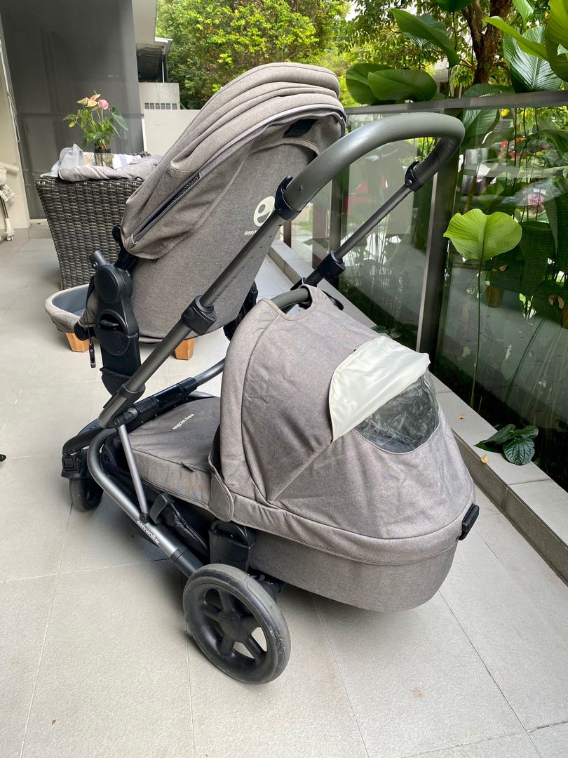 Easywalker Harvey stroller carry cot, Babies & Kids, Going Out