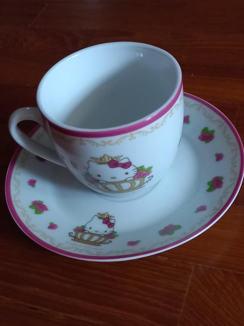 Hello kitty teacup set, Furniture & Home Living, Kitchenware