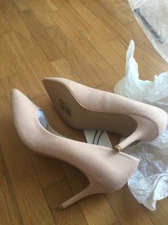 (Category: ) located in . Submitted by louenna (Listing ID 1078368347, Image 1). Description: .