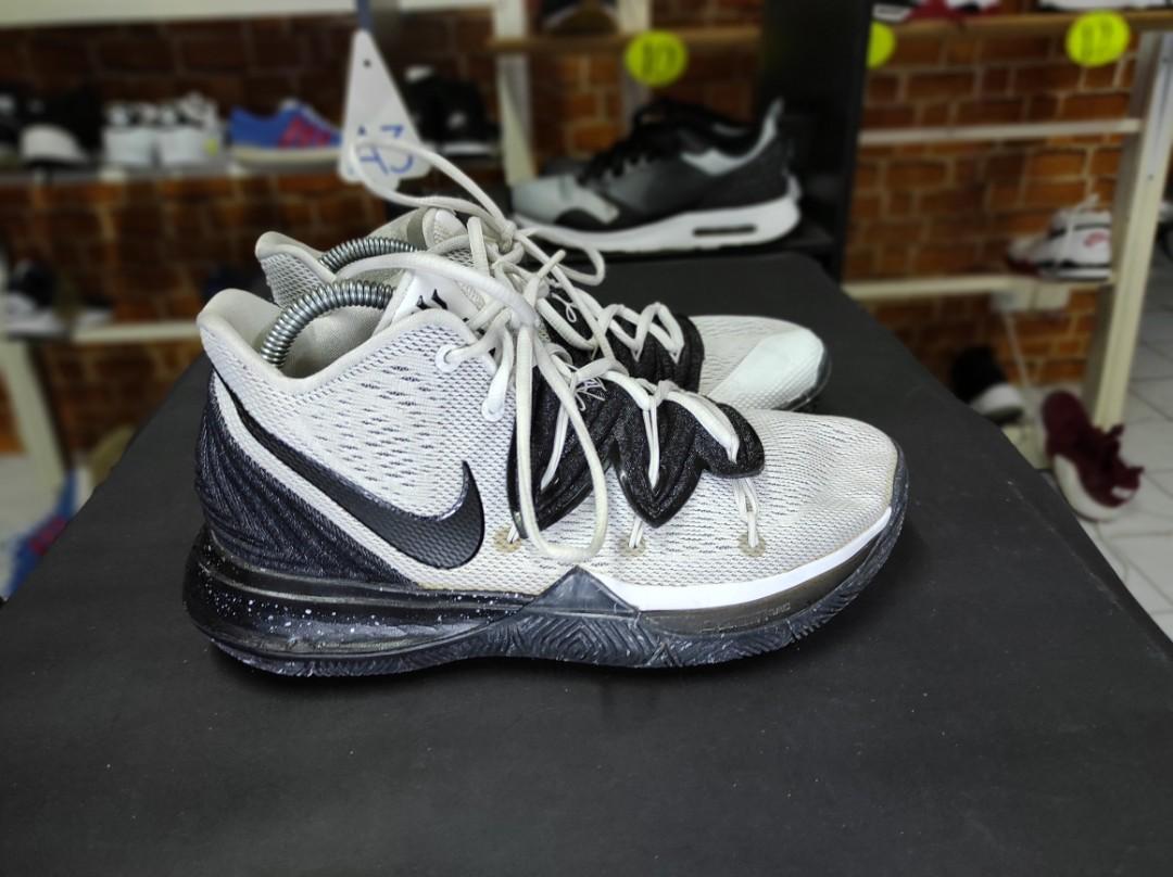 kyrie oreos
