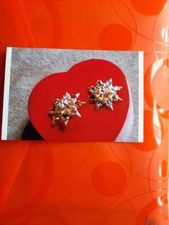 Peranakan gold Intan star earrings